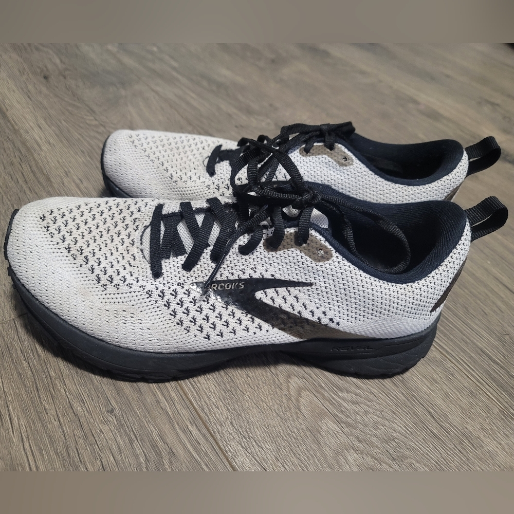 Brooks Energize Neutral Size 7 Women's